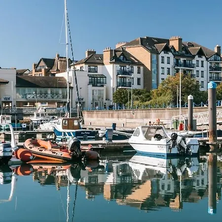 Village Malahide